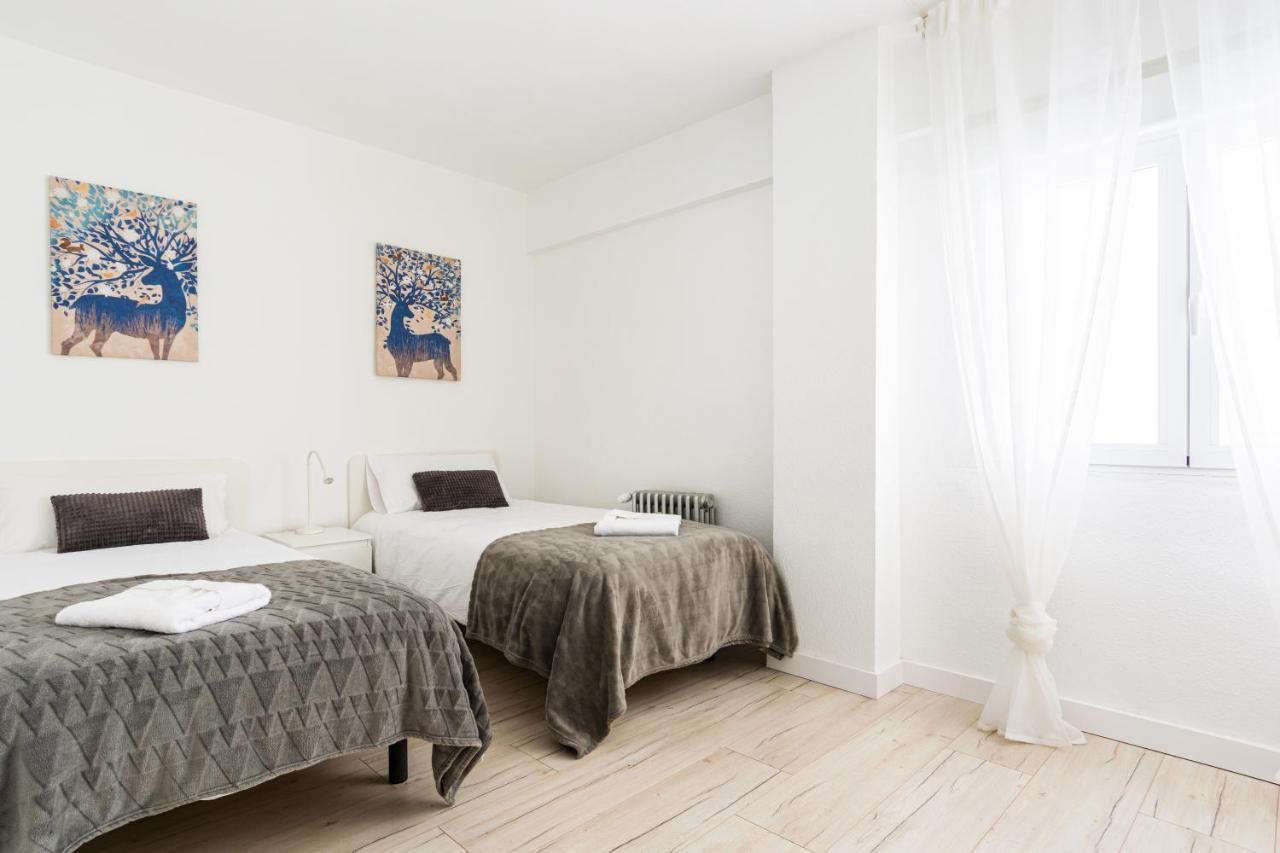 Apartamento Tenor Fleta Apartment Zaragoza Exterior photo